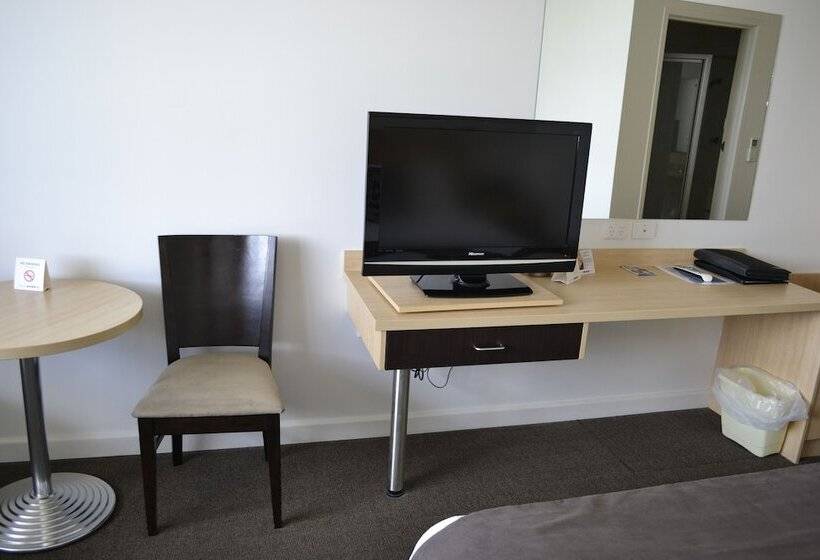 חדר משפחתי, Comfort Inn Capital Horsham