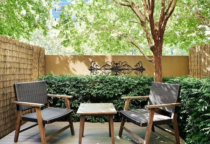 ダブルベッドスタンダードルーム, Courtyard By Marriott Sydney North Ryde
