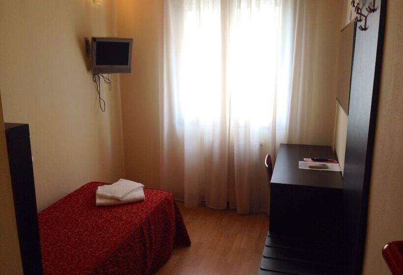 Standart Tek Kişilik Oda, Guidi