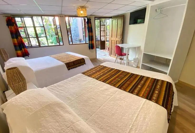 Standaardkamer met 2 Tweepersoonsbedden, Hostal Alcala