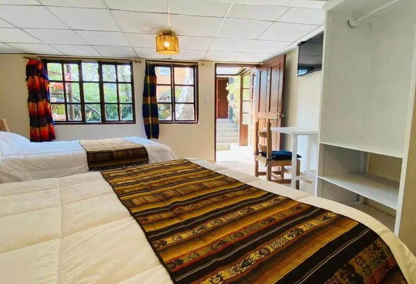 Standaard Driepersoonskamer, Hostal Alcala