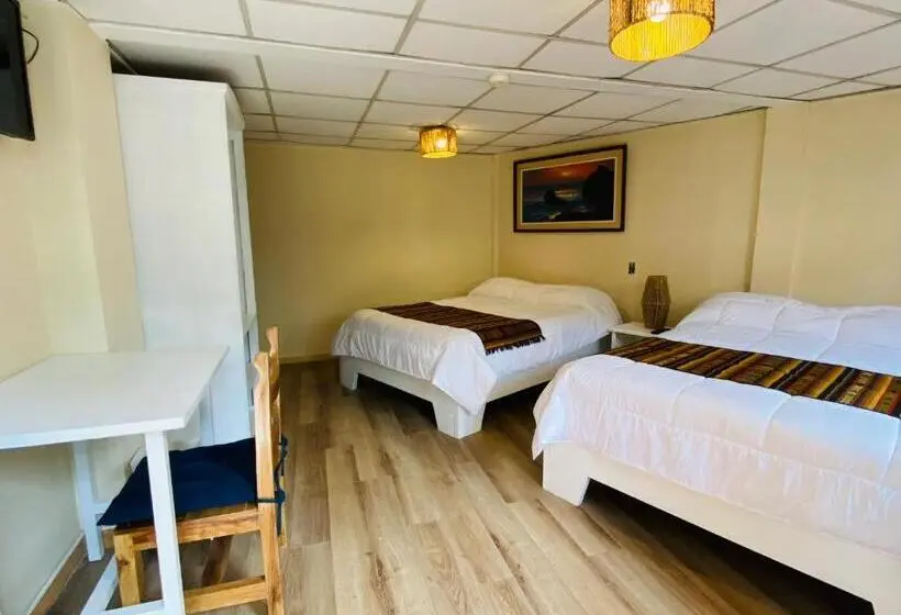 Standaard Driepersoonskamer, Hostal Alcala