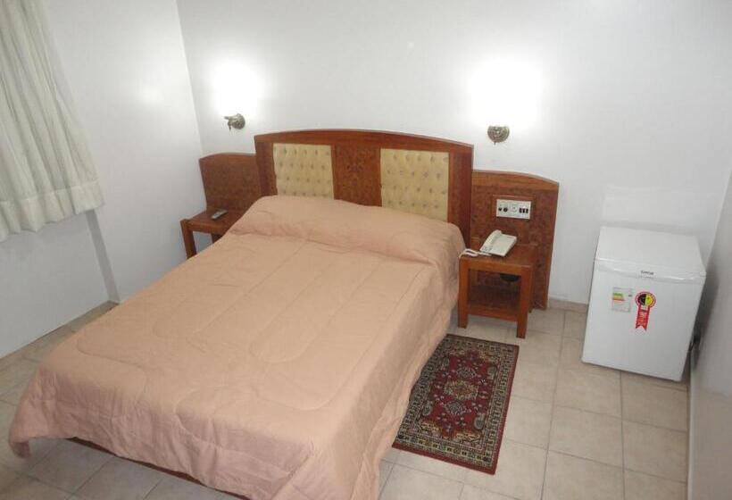 스탠다드 룸 더블 침대, Joamar