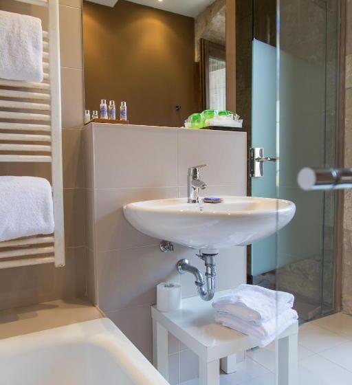 اتاق سوپریور, La Capellanía