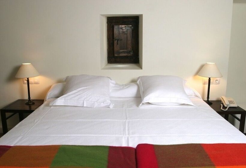 اتاق سوپریور, La Capellanía