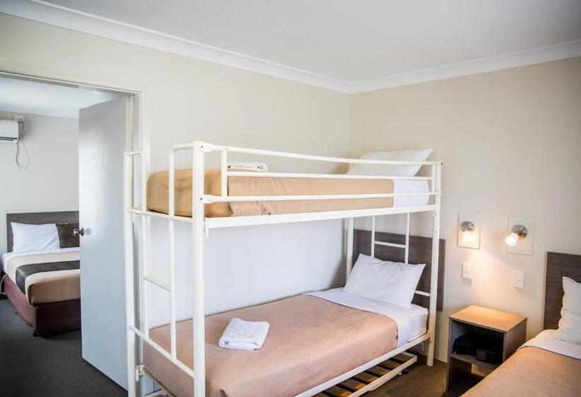 סוויטת 2 חדרי שינה, Lilac City Motor Inn & Steakhouse