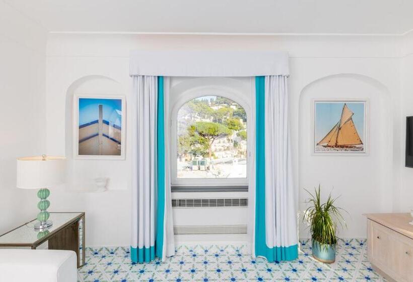 2 Bedrooms Suite Sea View, Mamela