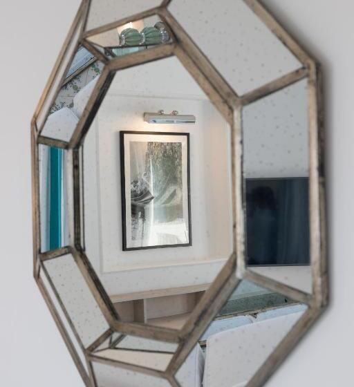 2 Bedrooms Suite Sea View, Mamela