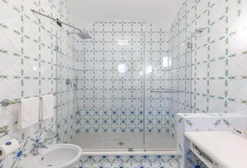 2 Bedrooms Suite Sea View, Mamela
