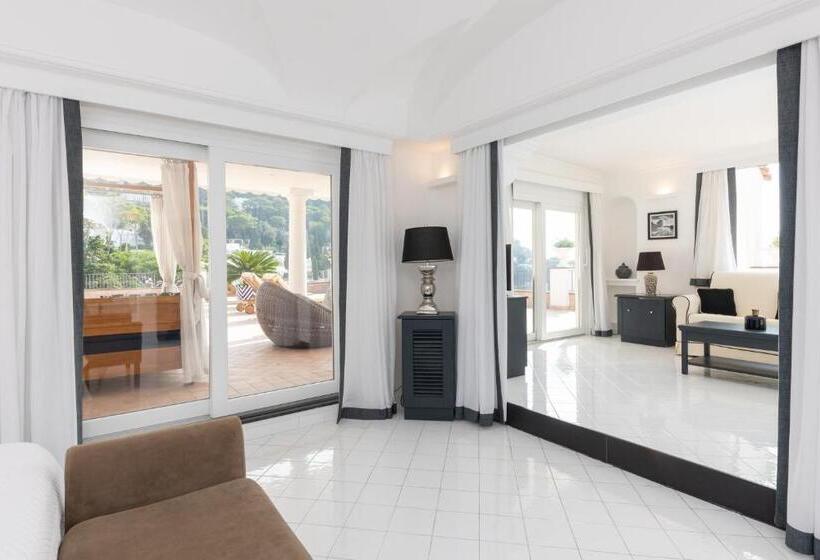 ハイドロマッサージバス付きスイート, Mamela