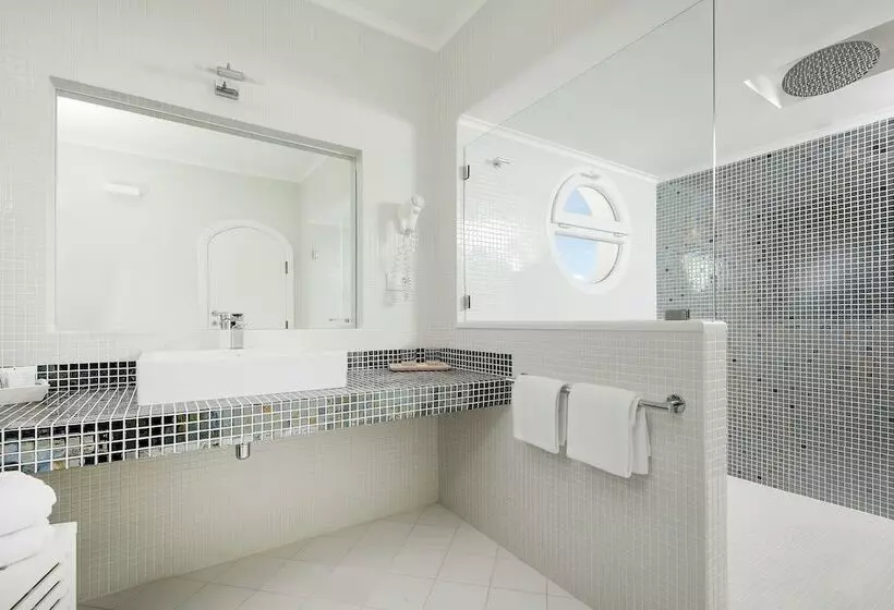 2 Bedrooms Suite Sea View, Mamela