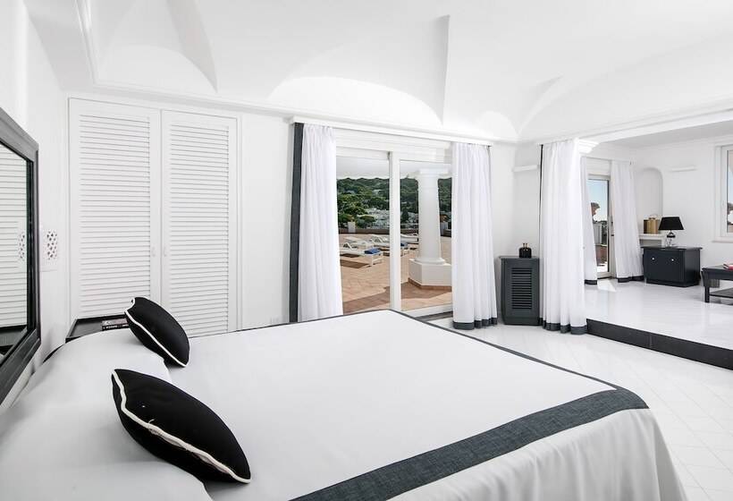 2 Bedrooms Suite Sea View, Mamela