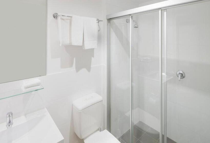 스탠다드 스튜디오, Mantra Castle Hill Sydney, An Accor