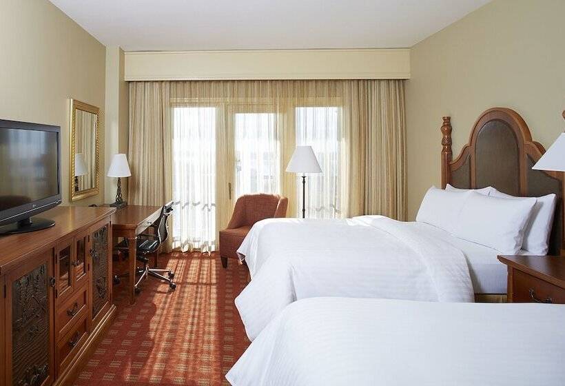 ２ダブルベッドのスタンダードルーム, Renaissance Shoals Resort And Spa