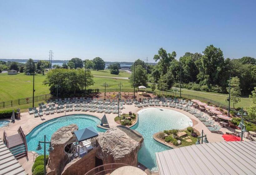 غرفة قياسية سرير كينج, Renaissance Shoals Resort And Spa