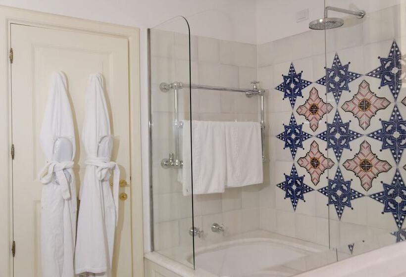 컴포트 룸, Palazzo Belmonte