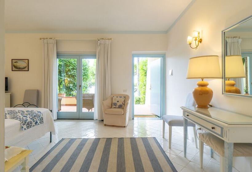 스탠다드 테라스 룸 바다 전망, Palazzo Belmonte