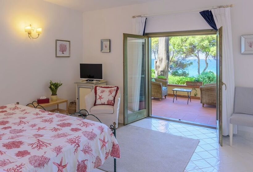 스탠다드 테라스 룸 바다 전망, Palazzo Belmonte