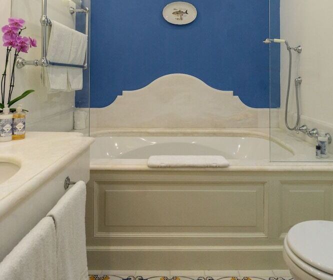 디럭스 스위트 바다 전망, Palazzo Belmonte