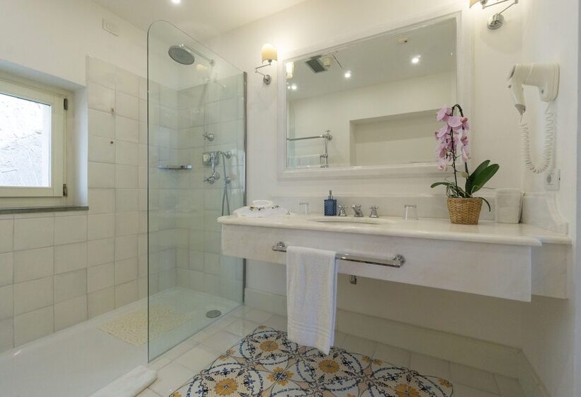 디럭스 스위트 바다 전망, Palazzo Belmonte