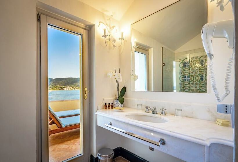 Люкс Deluxe Вид на Море, Palazzo Belmonte