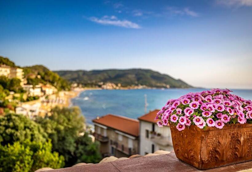 디럭스 스위트 바다 전망, Palazzo Belmonte