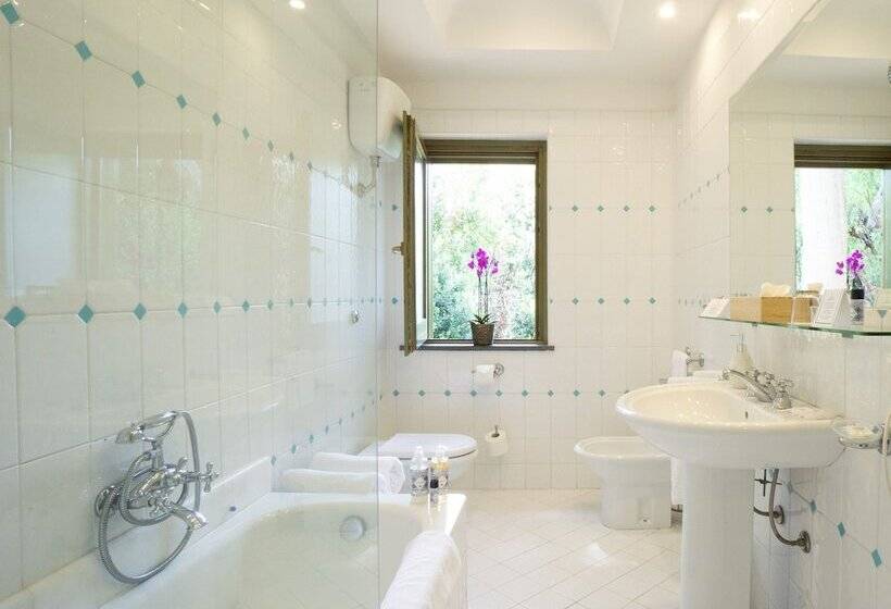 스탠다드 테라스 룸 바다 전망, Palazzo Belmonte