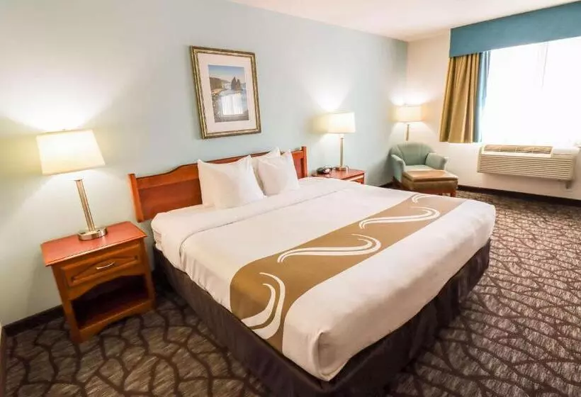 اتاق استاندارد با تخت بزرگ, Quality Inn & Suites Sequim At Olympic National Park
