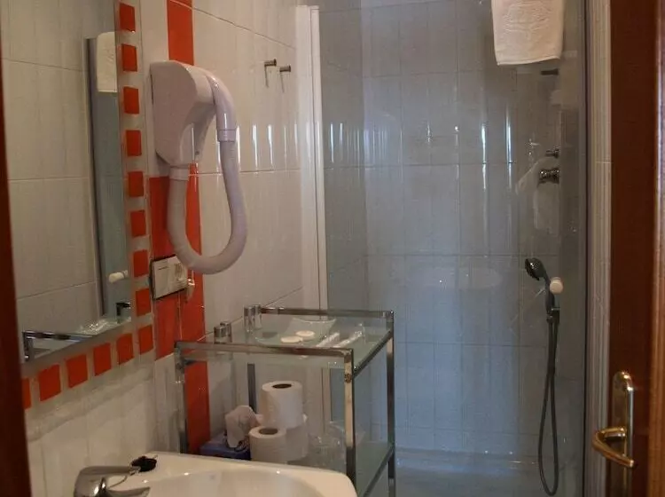 スタンダードルーム, Residencia Real Del Castillo De Curiel