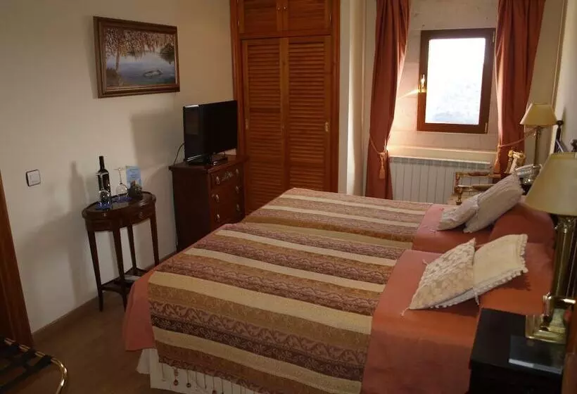 スタンダードルーム, Residencia Real Del Castillo De Curiel