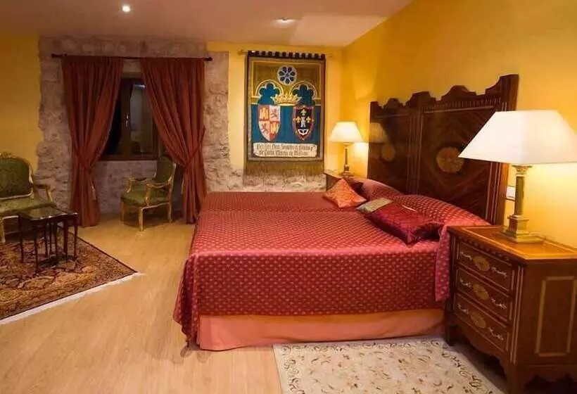 スーペリアールーム, Residencia Real Del Castillo De Curiel