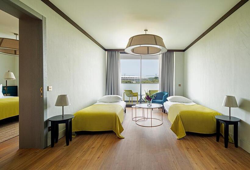 חדר משפחתי, Voyage Belek Golf & Spa