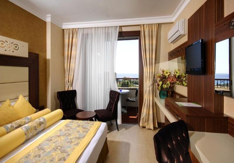 חדר משפחתי, Voyage Belek Golf & Spa