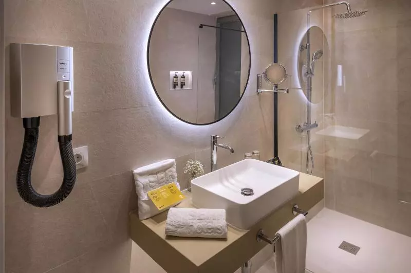 اتاق لوکس, Voyage Belek Golf & Spa