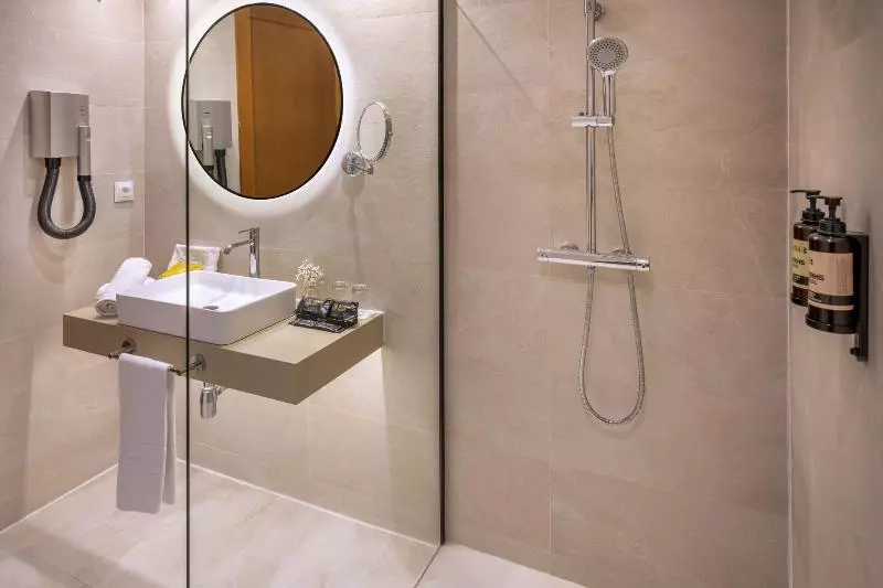 اتاق لوکس, Voyage Belek Golf & Spa