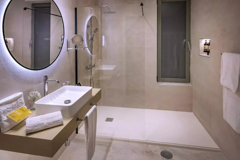 اتاق لوکس, Voyage Belek Golf & Spa
