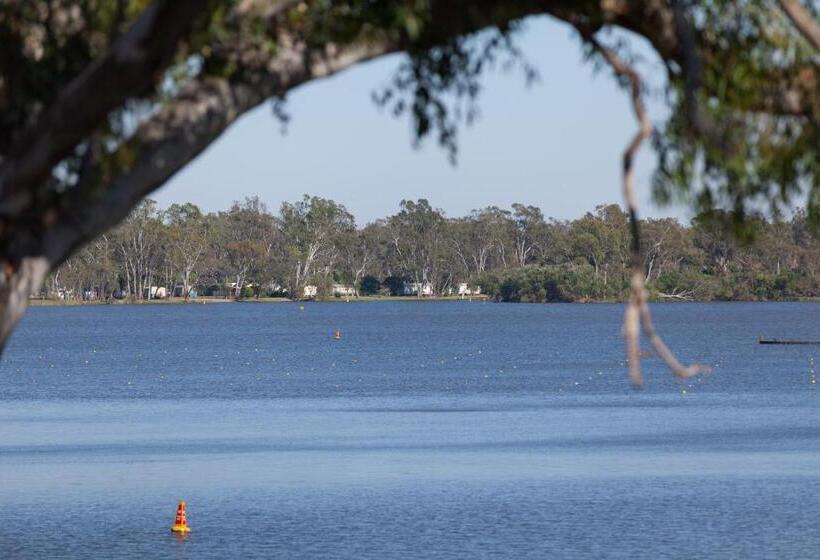 חדר סטנדרט נוף לאגם, Nagambie Waterfront Motel