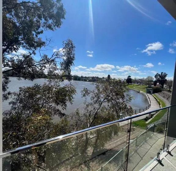 レイクビュースタンダードルーム, Nagambie Waterfront Motel