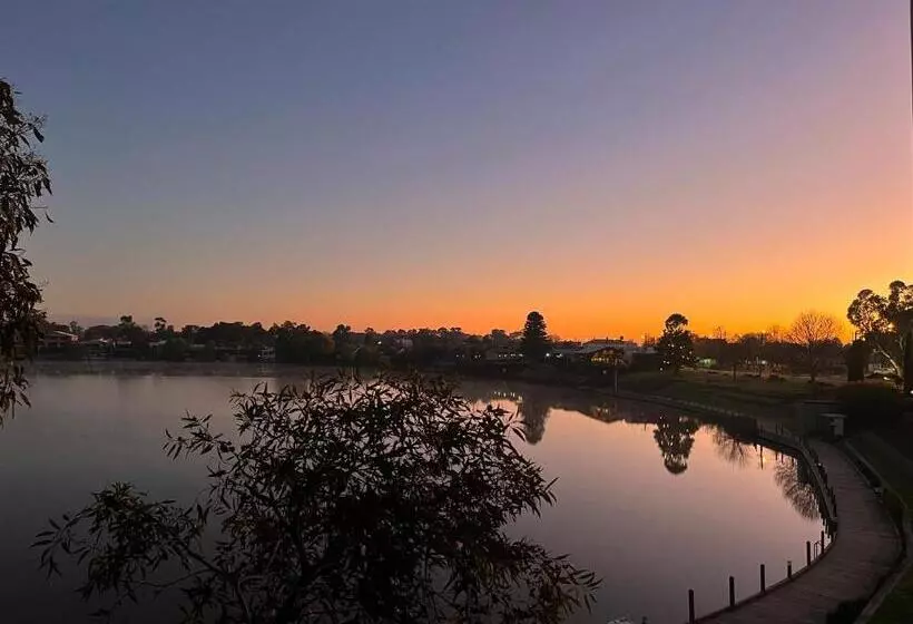 レイクビュースタンダードルーム, Nagambie Waterfront Motel