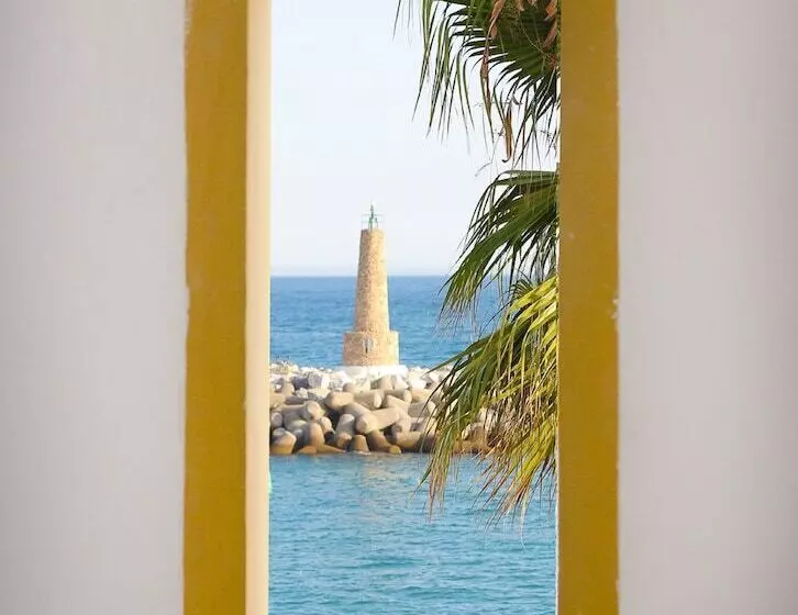 آپارتمان 3 خوابه با چشمانداز دریا, Park Plaza Suites Apartamentos