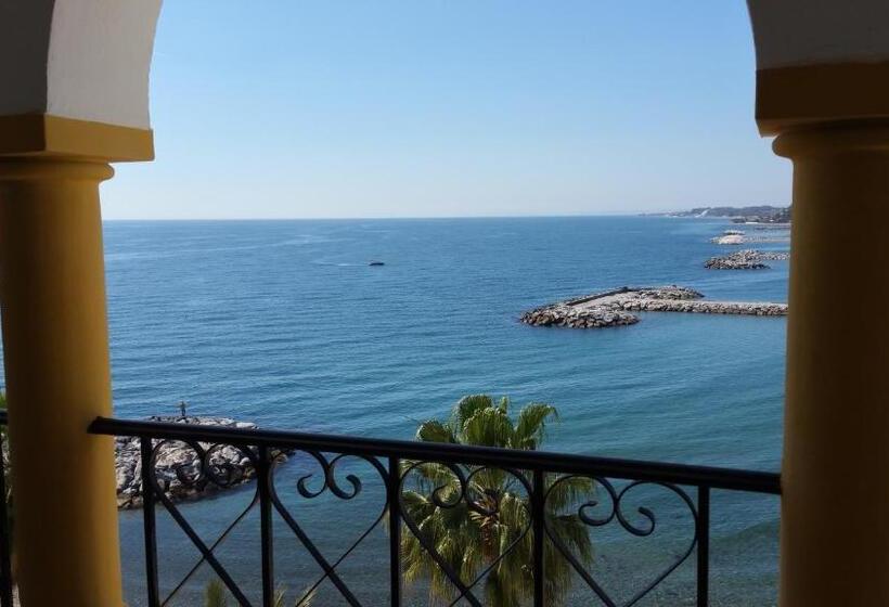 Апартаменты 1 Спальня Вид на Море, Park Plaza Suites Apartamentos