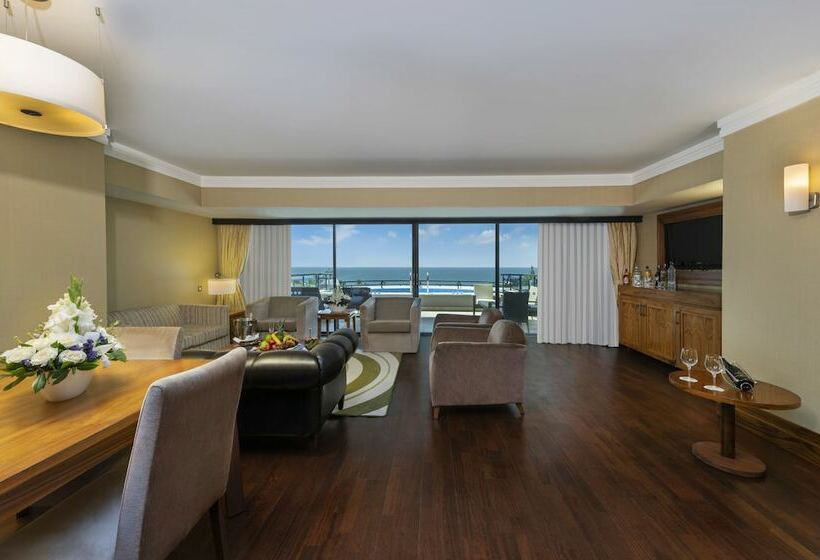 סוויטה מלכותית, Susesi Luxury Resort