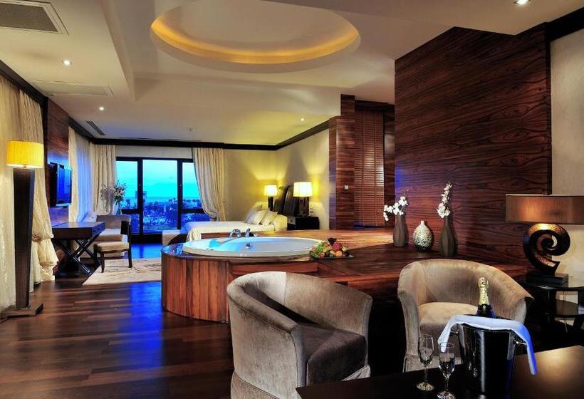 샬레, Susesi Luxury Resort