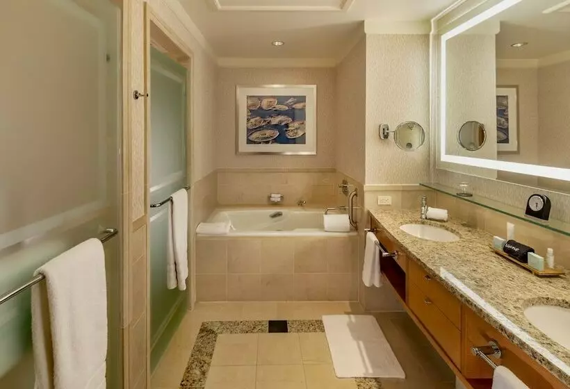 レイクビュースタンダードルーム, The Umstead Hotel And Spa