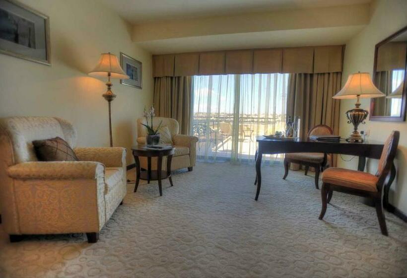 اتاق لوکس با چشم‌انداز دریا, Grand Hotel Excelsior