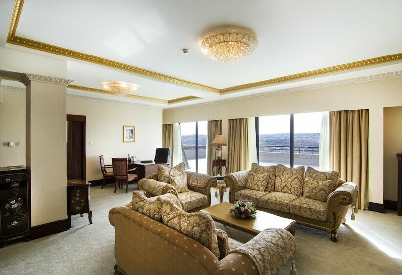 سوئیت پرزیدنت, Grand Hotel Excelsior