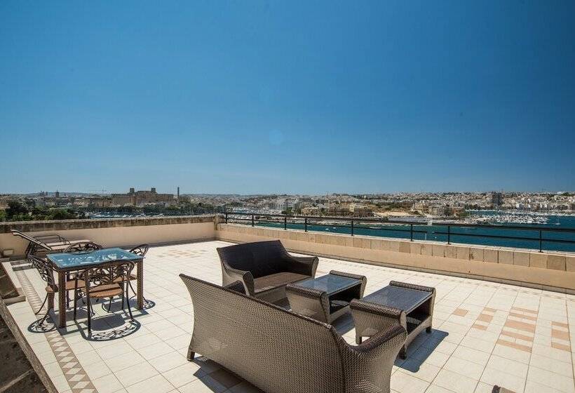 سوئیت پرزیدنت, Grand Hotel Excelsior