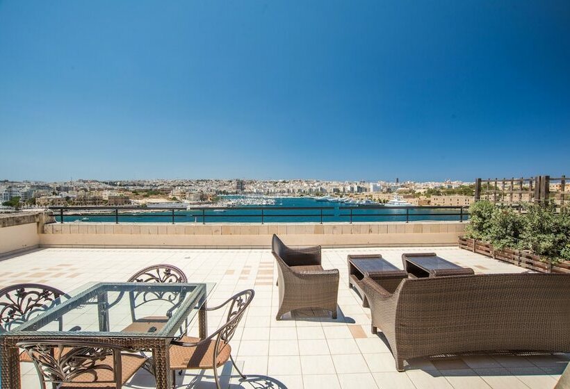 Президентский Люкс, Grand Hotel Excelsior