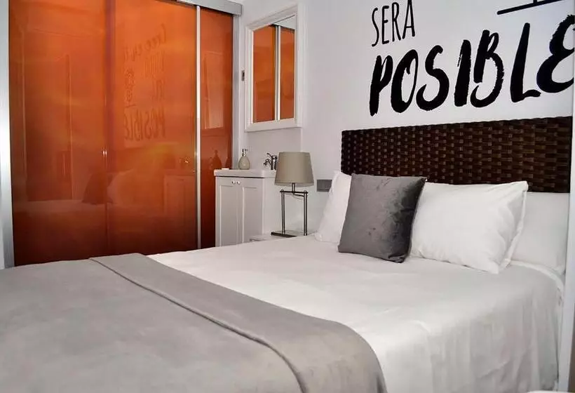 اتاق استاندارد با بالکن, Madrid House Rooms