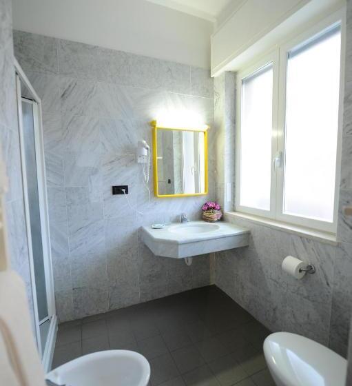 4인용 스탠다드 룸, Adler